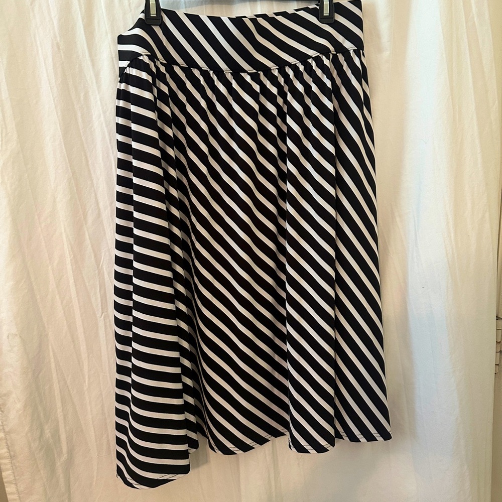 Size 26/28 Lane Bryant Skirt